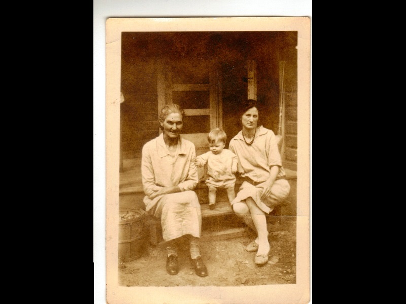 Ava_Shoupe_and_Cleta_Mae_Sasser-Shoupe.jpg