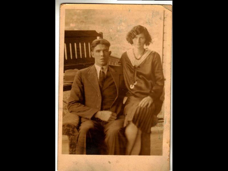 Ernest_Lee_Shoupe_and_Cleta_Mae_Sasser-Shoupe.jpg