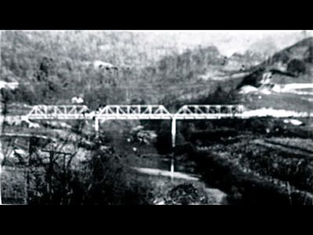 Old_Blackmont_Bridge.jpg
