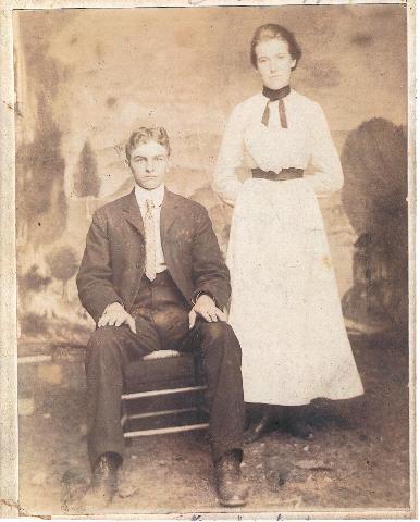 William G. Kelly & Lucy Austin Kelly in 1920.jpg