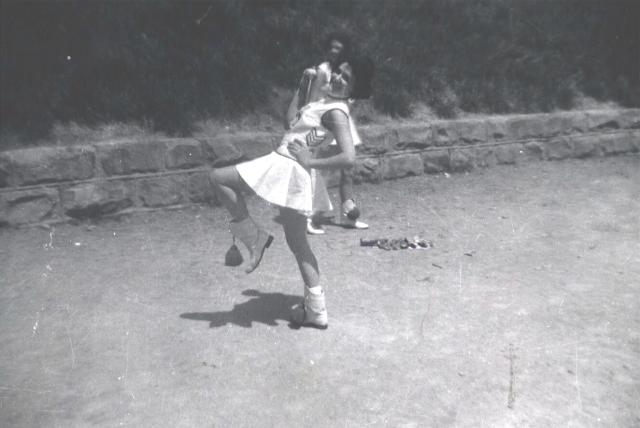 Janet Taylor.jpg